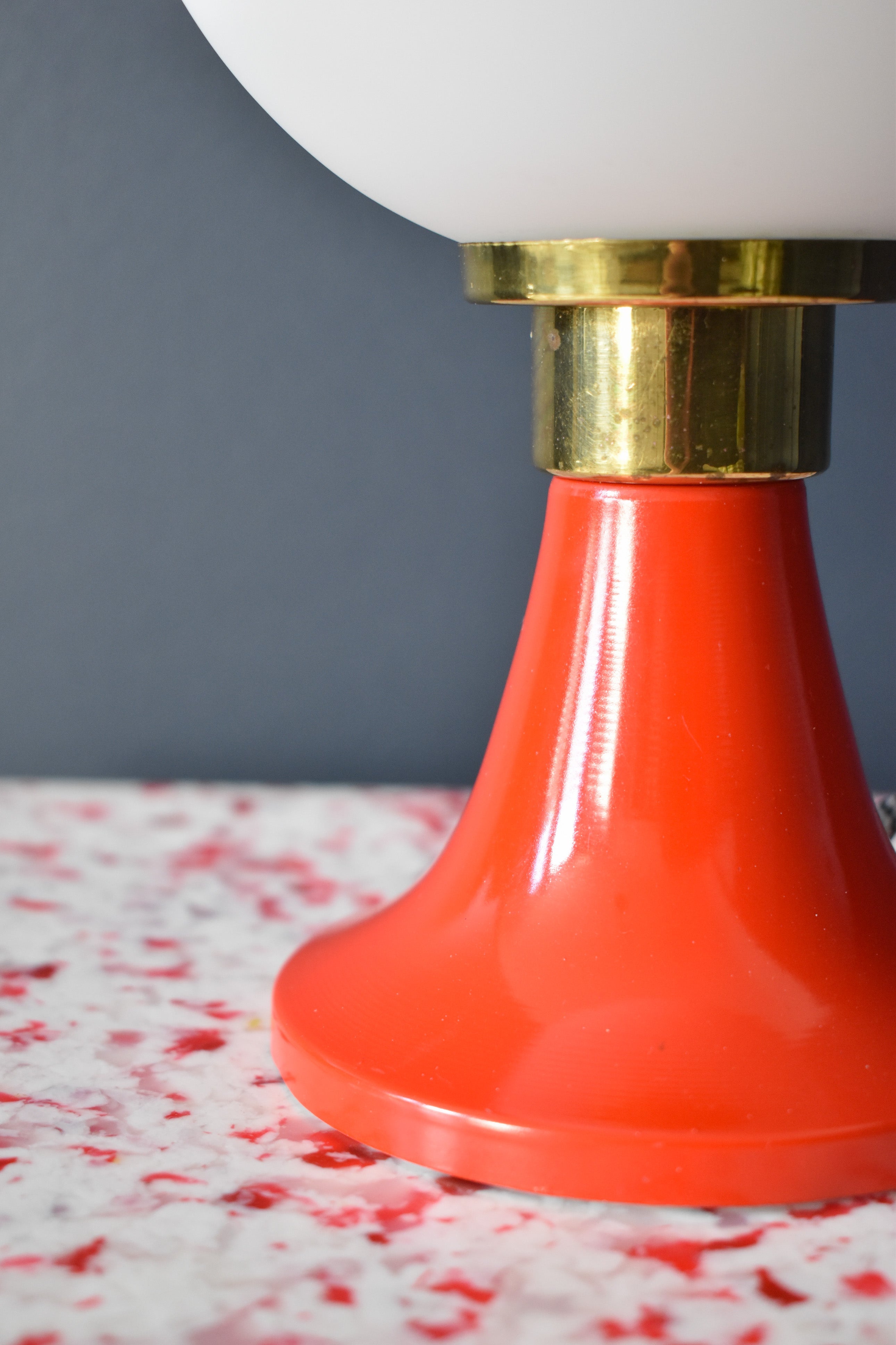 Red & White Lamp - Interior Design | Homewares | Dried Flowers